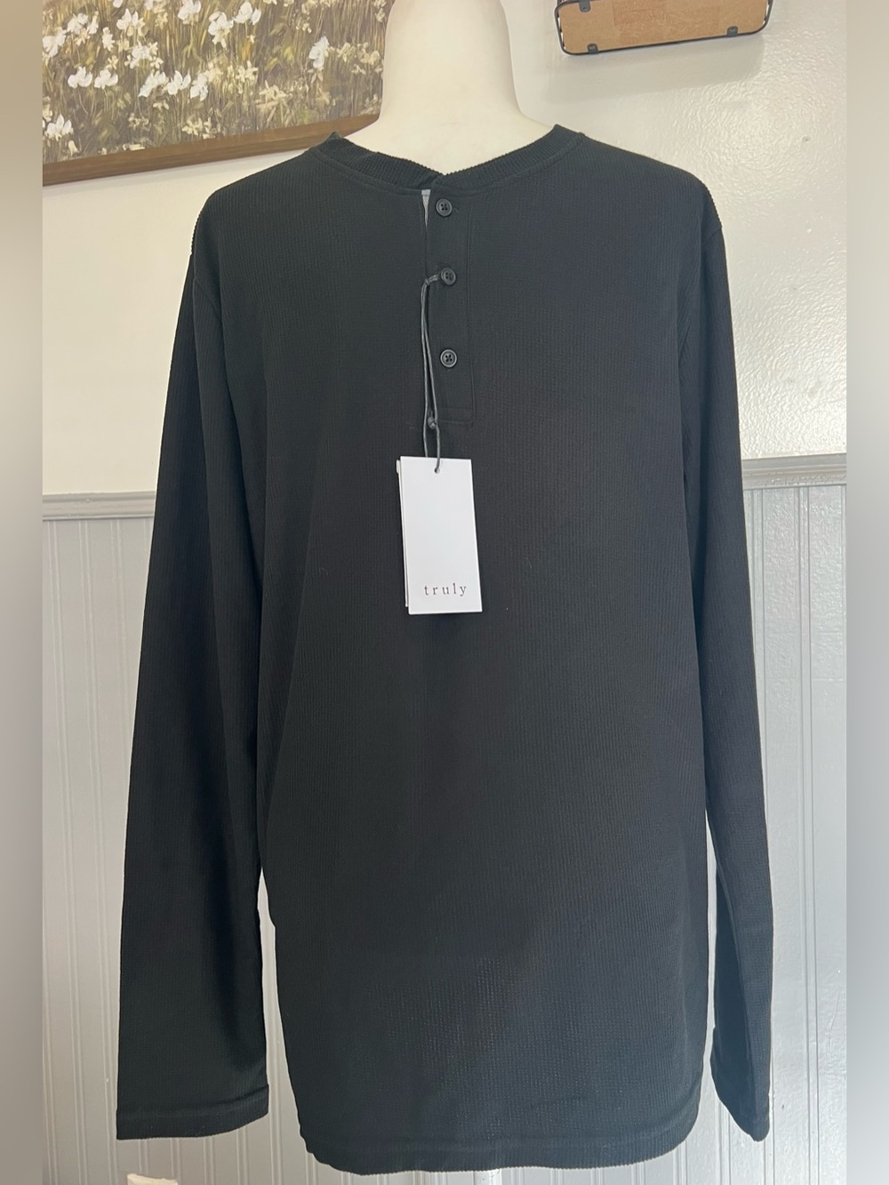 Truly Men’s Henley Long Sleeve Shirt / Black / Large / Winter